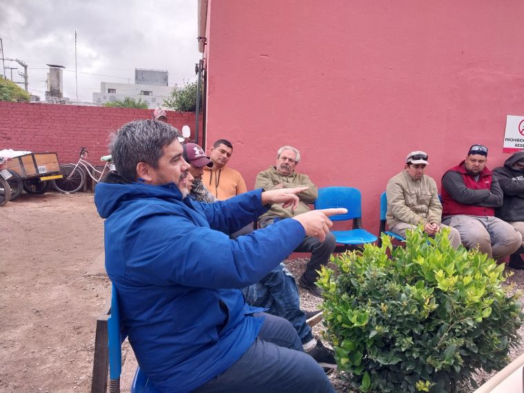 Capacitación en fumigación para el personal municipal en Monte Cristo