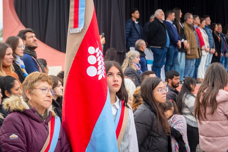 MONTE CRISTO CELEBRÓ EL 2° ANIVERSARIO DE LA CREACIÓN DE SU BANDERA