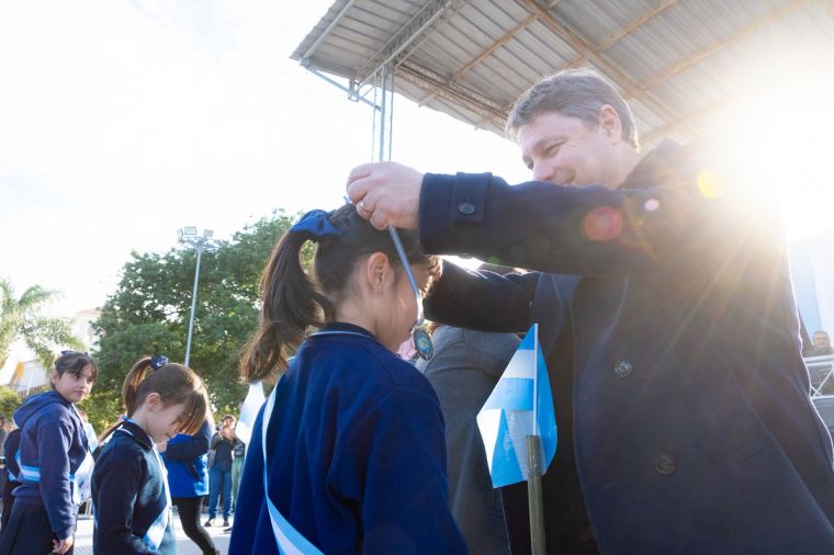 Monte Cristo celebró el Día de la Bandera