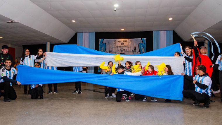 Emotivo Acto del 9 de Julio en Monte Cristo