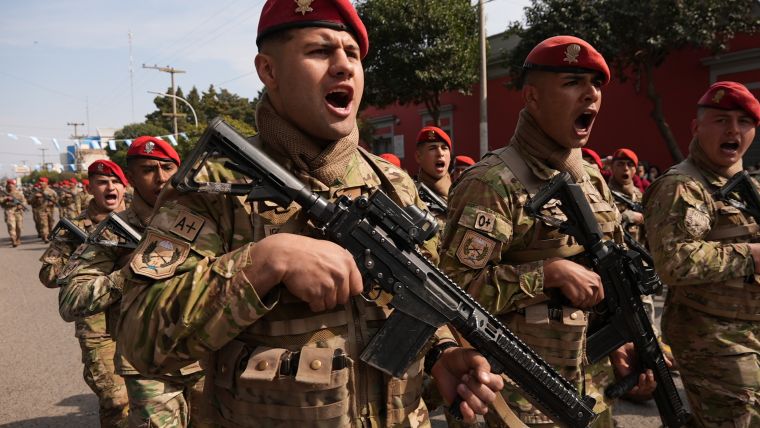 Emocionante 28º Desfile Cívico-Militar en Monte Cristo