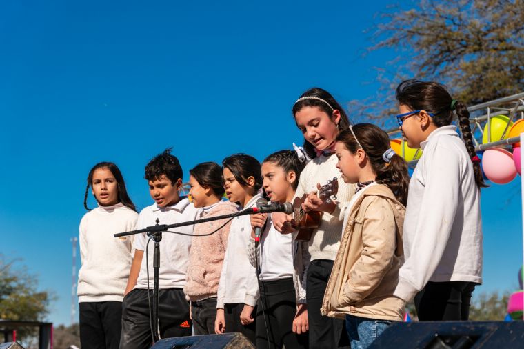 Una jornada inolvidable en la Kermés del Día de las Infancias