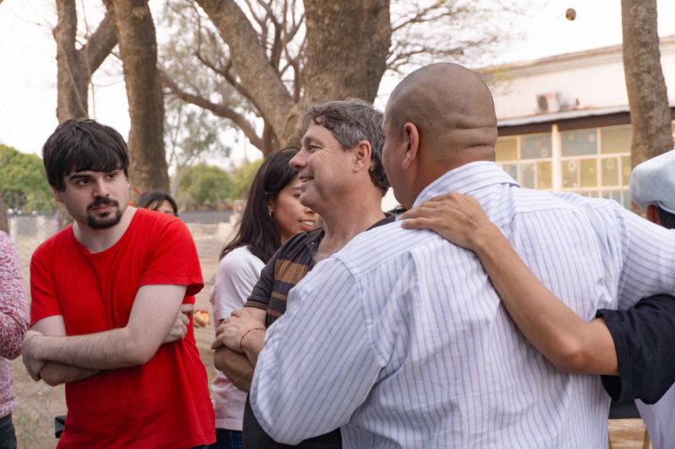 Creatividad sostenible: Monte Cristo culminó su mural de tapitas