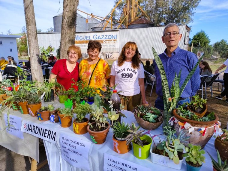 La Oficina de Personas Mayores realizó una muestra llena de creatividad