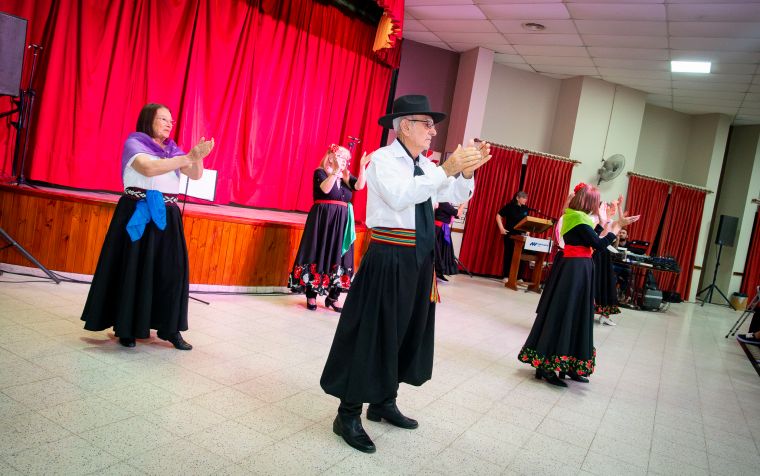 La Oficina de Personas Mayores de Monte Cristo realizó una nueva muestra de talleres