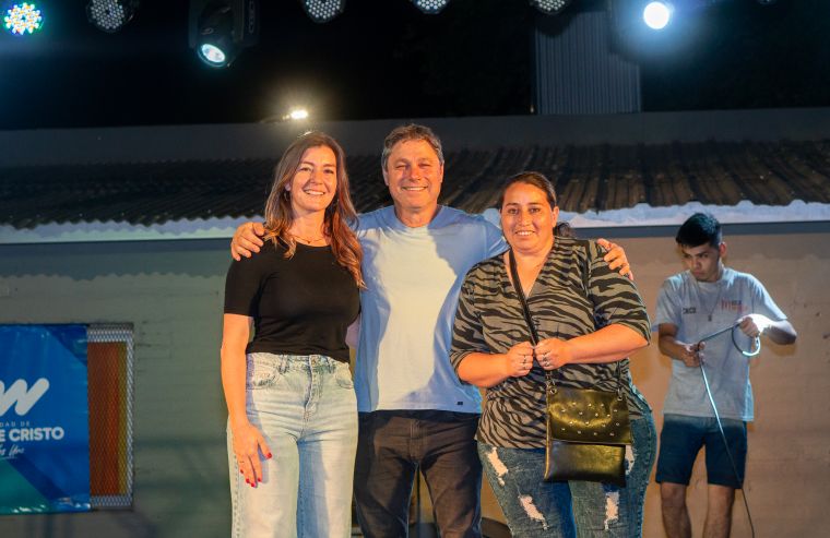 Monte Cristo celebró el día de la madre con una gran fiesta