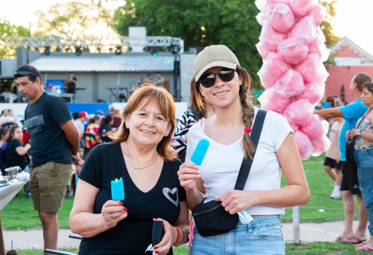 Monte Cristo celebró el día de la madre con una gran fiesta