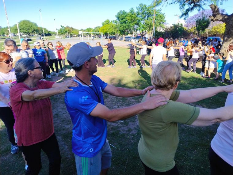 Una gran jornada de exposición de talleres de la Oficina de Personas Mayores