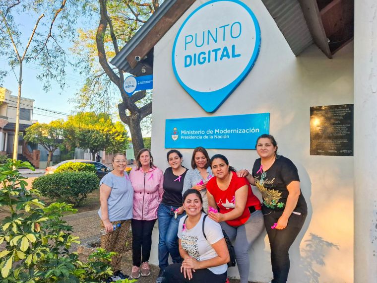 Caminatas en Monte Cristo en el mes de la lucha contra el cáncer de mama