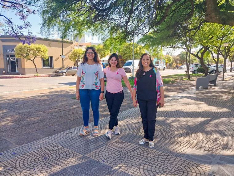 Caminatas en Monte Cristo en el mes de la lucha contra el cáncer de mama
