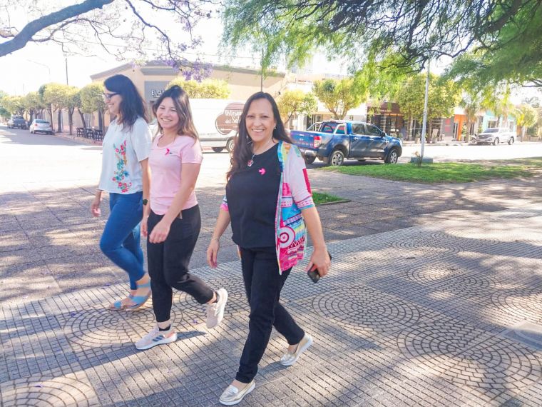 Caminatas en Monte Cristo en el mes de la lucha contra el cáncer de mama