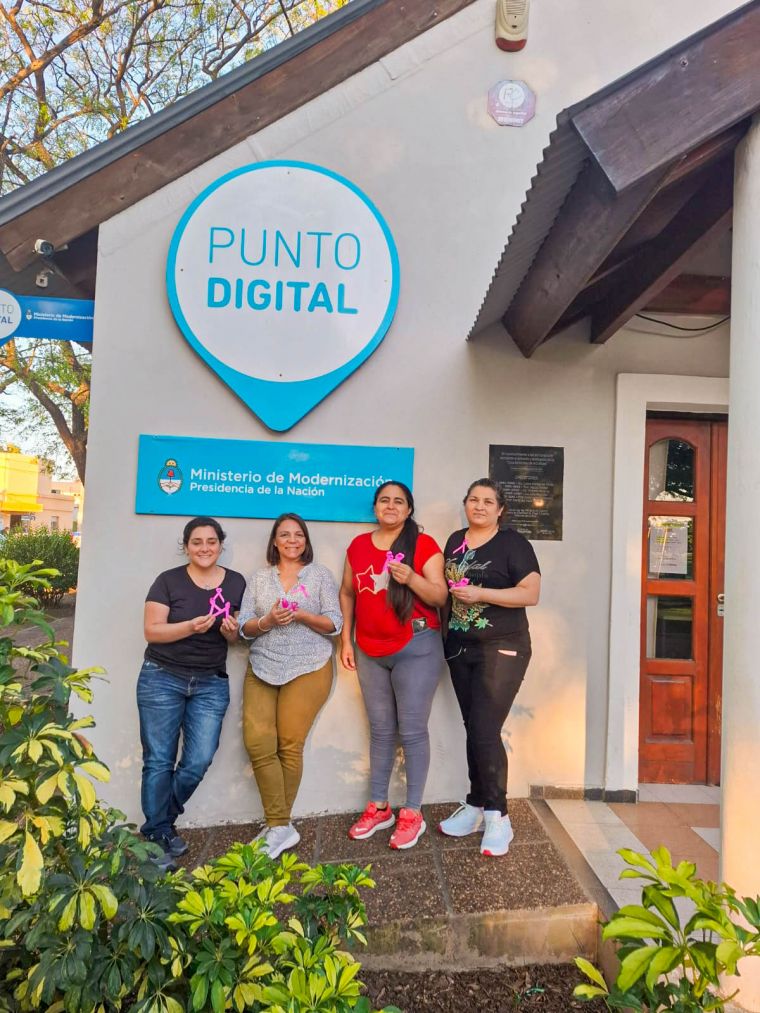 Caminatas en Monte Cristo en el mes de la lucha contra el cáncer de mama