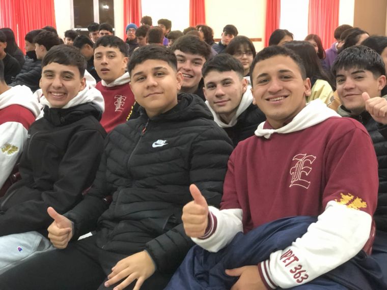 Capacitación en programación para estudiantes de Monte Cristo