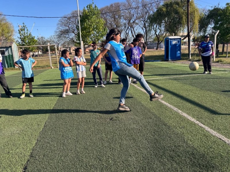 Una jornada a puro deporte en “La Copa Rosa: Goles por la vida”