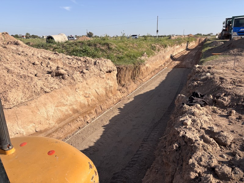 Avanza la obra del sistema de desagüe en Barrio Mutual