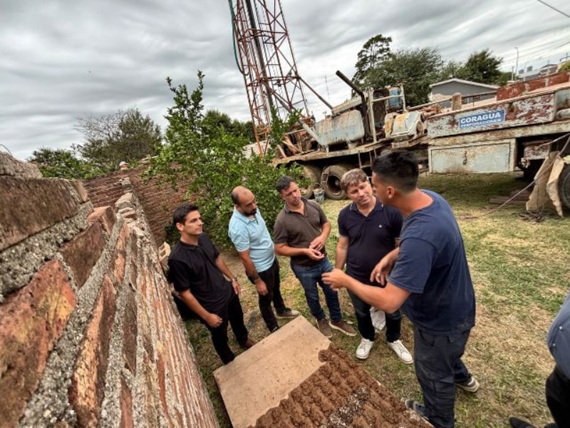 Obra histórica en marcha: nueva perforación para la provisión de agua corriente en Monte Cristo