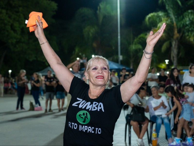 Monte Cristo celebró el Día de la Mujer con una tarde de feria, música y reconocimientos