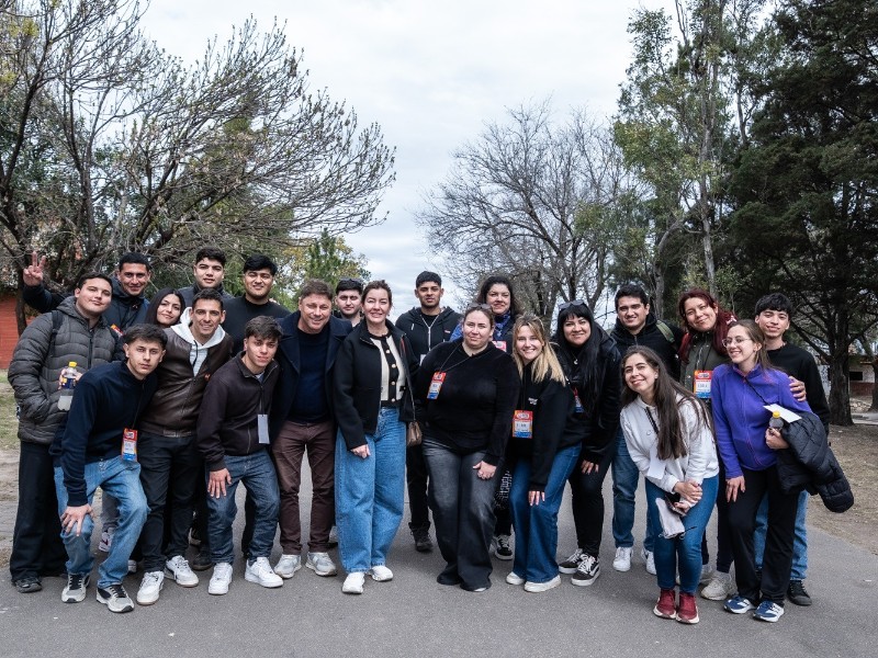 Monte Cristo dijo presente en el Primer Encuentro Metropolitano de Juventudes